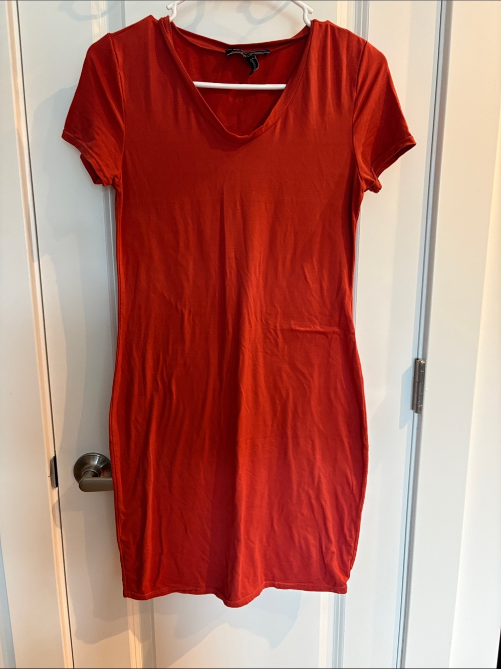 Women's Classic V-Neck Midi Dress in Deep Red